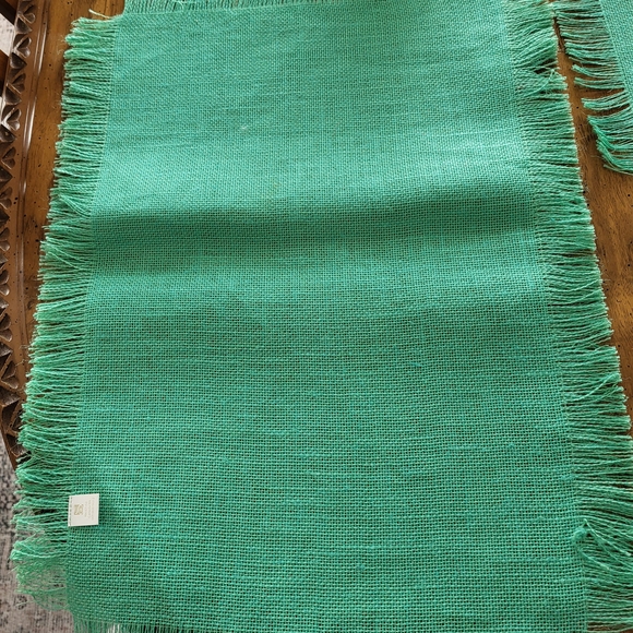 Green Woven Jute (Burlap) Placemats With Fringe Set of 2 - Picture 2 of 5